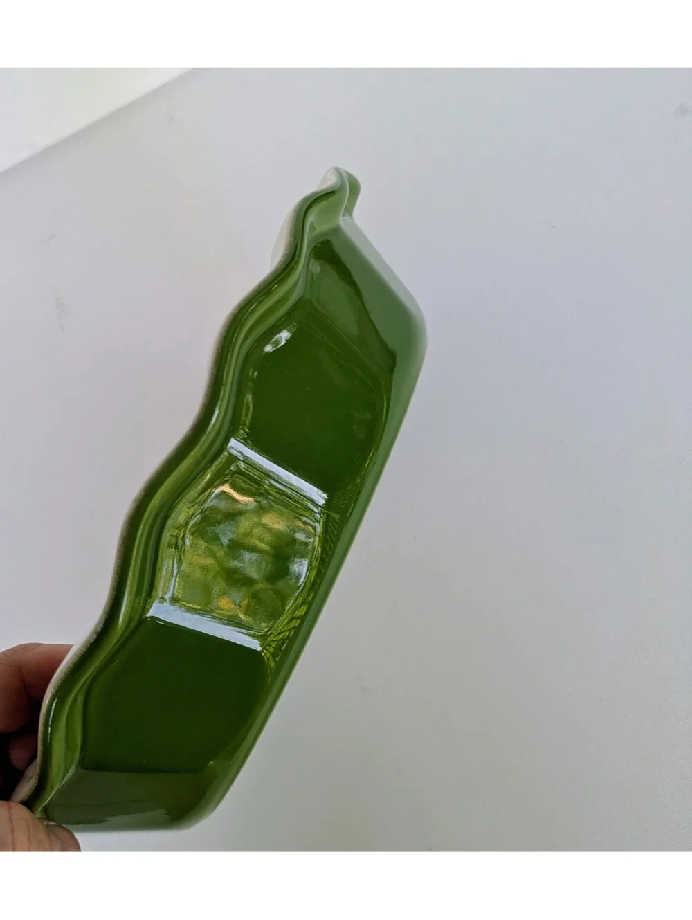 Green Ruffled Ceramic Pie Dish 10.25”, Emile Henry, William-Sonoma, France